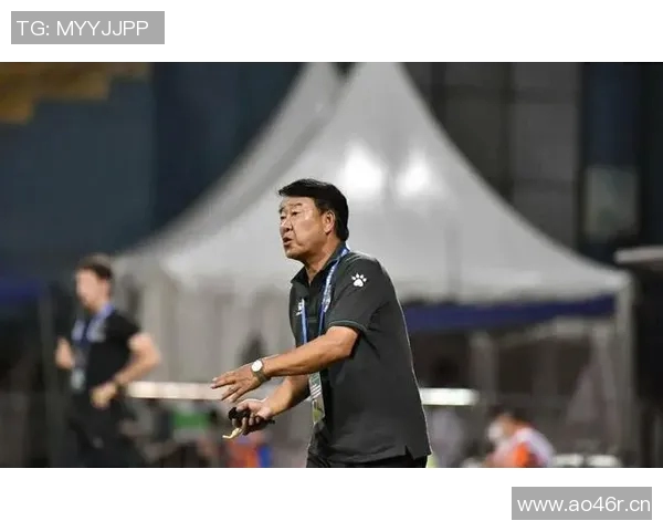 成都攀岩队实力解析:各队员技术与体能全面对比分析 成都攀岩队实力解析:各队员技术与体能全面对比分析