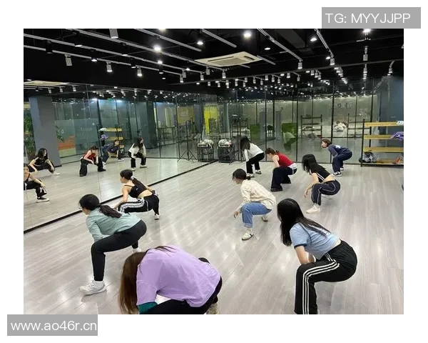 成都街舞队的耐力变革引发热议街舞文化的新潮流与挑战 成都街舞队的耐力变革引发热议街舞文化的新潮流与挑战